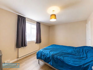 Bedroom- click for photo gallery